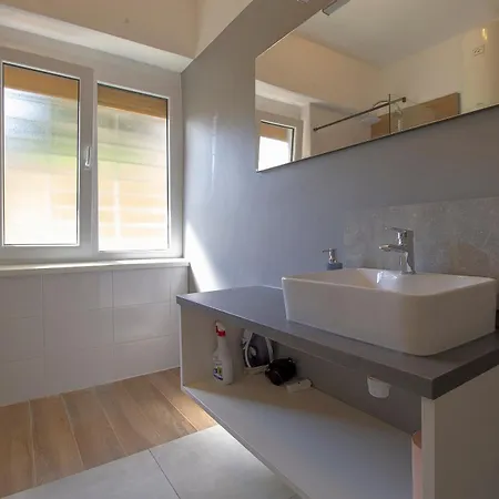Mirjana Giardini Apartamento